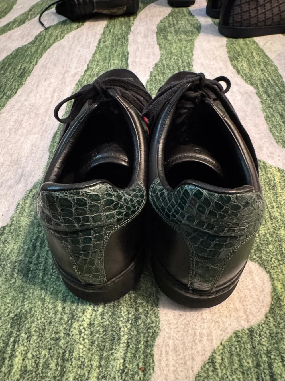 Gucci Black Leather Sneakers with Green and Red Web Stripe